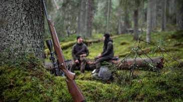 T1x_Hunter_lifestyle3.jpg