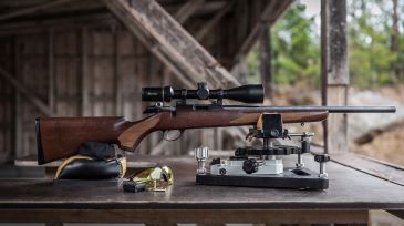 T1x_Hunter_lifestyle5.jpg