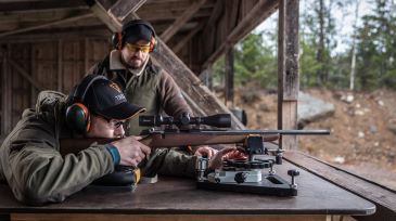 T1x_Hunter_lifestyle6.jpg